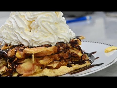 yt 236814 How to make French Toast Waffles - How to make French Toast Waffles